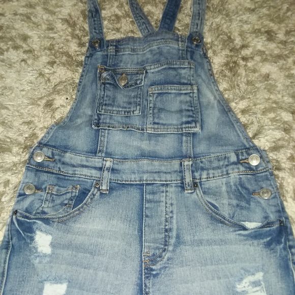 Almost famous cut-off overall - Picture 2 of 5